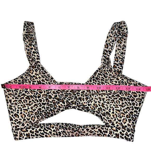 Kittenish by Jessie James Decker Animal Print Cutout Bikini Top Size Medium - Picture 9 of 11